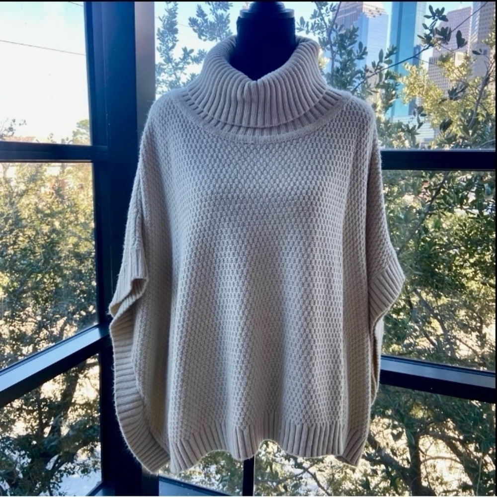 ILLA ILLA Womens Pullover Sweater Sz M Chunky Oversized Comfy Soft Cozy Lag Core